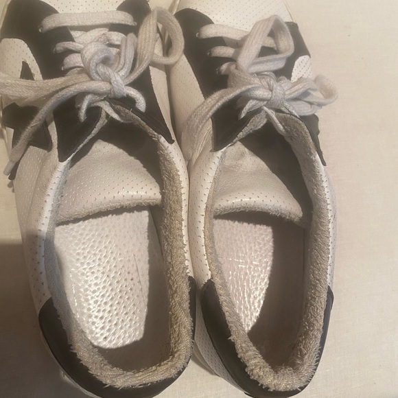 The Shoe Box Leather Star Sneaker - Picture 6 of 11